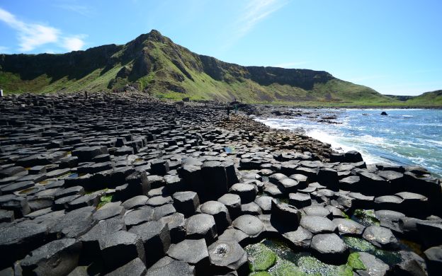 Giant's Causeway Low Cost Tour from Belfast with Optional Upgrades